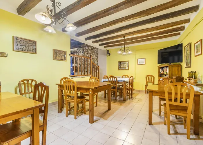 Casa Roca Sant Marti De Barcedana 펜션